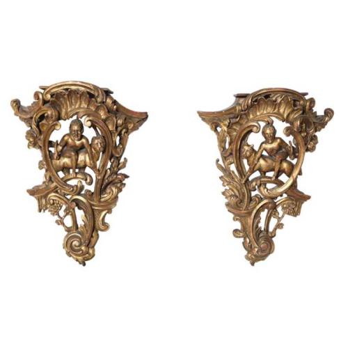 Pair of Early 19th Century Giltwood Brackets by English